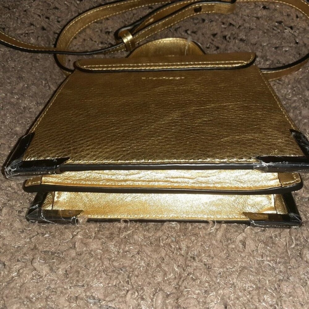 MACKAGE-RUBIE-Gold Leather-Arrow Clasped Handbag/Crossbody-NEW WITH TAG - Picture 6 of 10